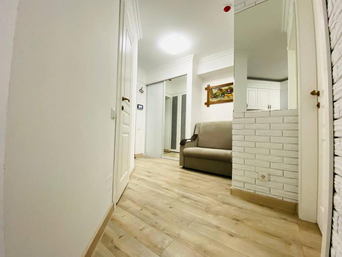 Central Eco View Apartment คีชีเนา ภายนอก รูปภาพ