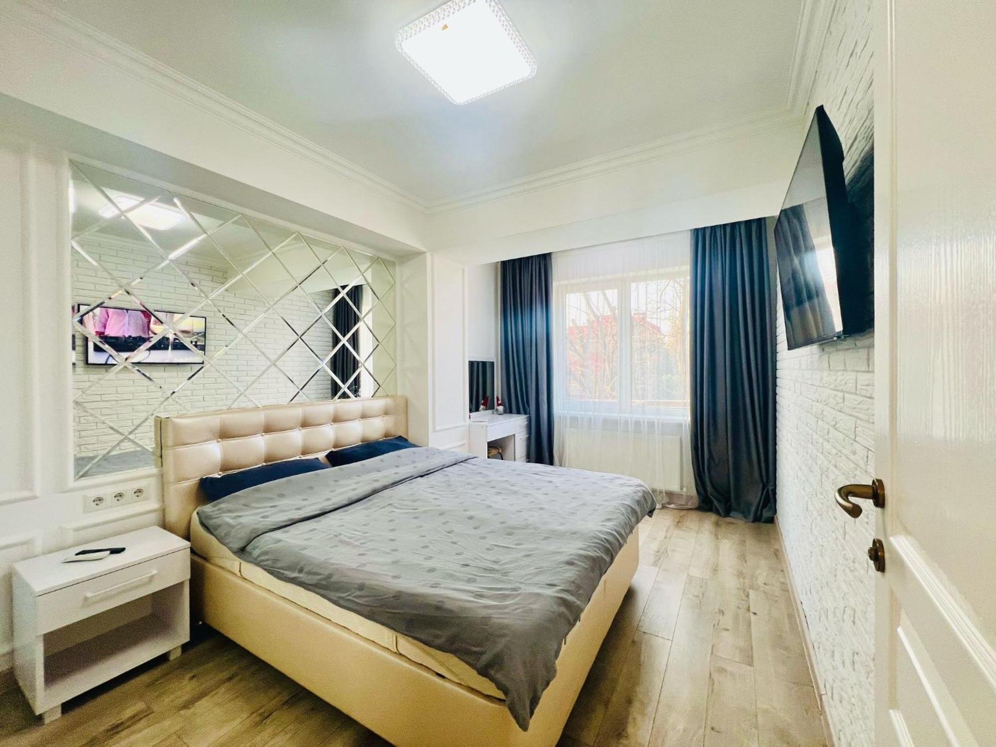Central Eco View Apartment คีชีเนา ภายนอก รูปภาพ